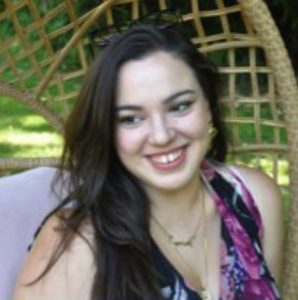Cassandra Menudier